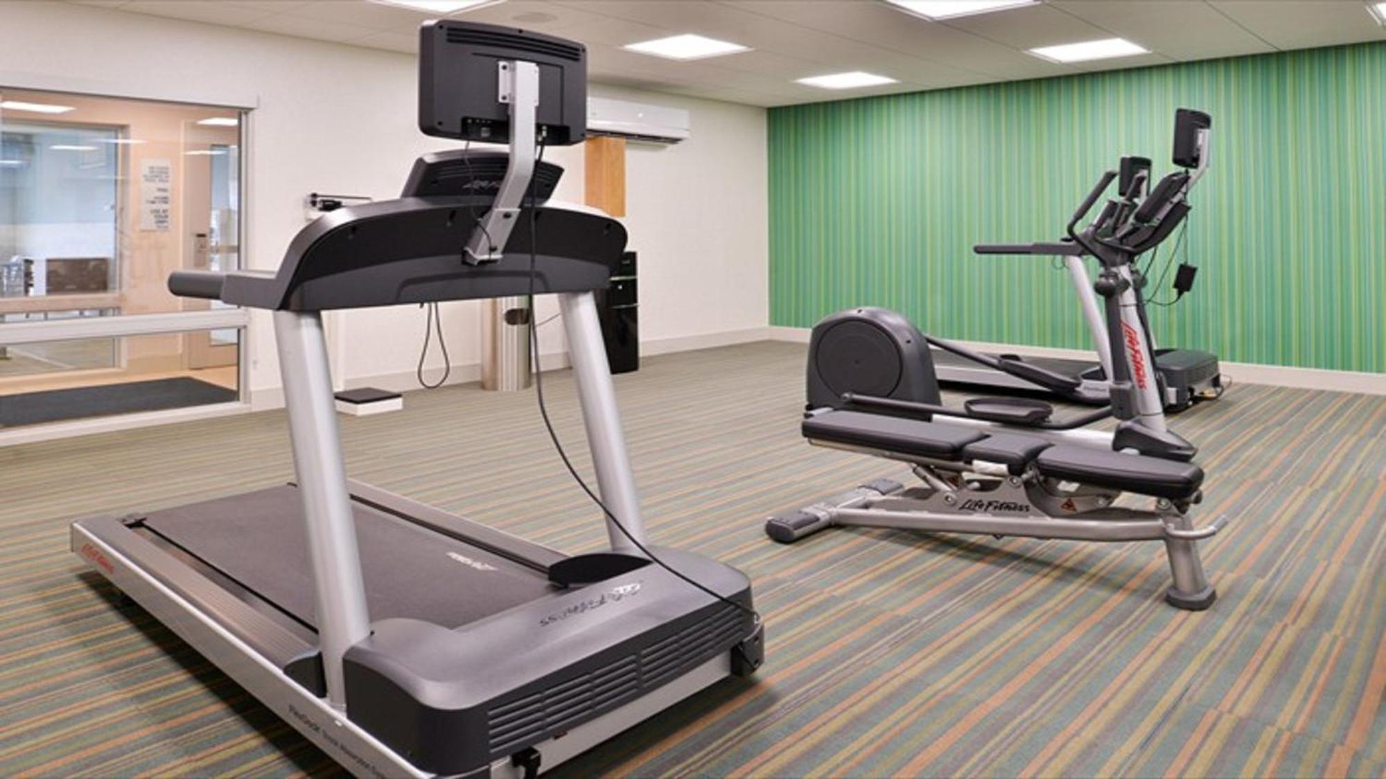 Holiday Inn Express & Suites - Parkersburg East By Ihg Eksteriør billede