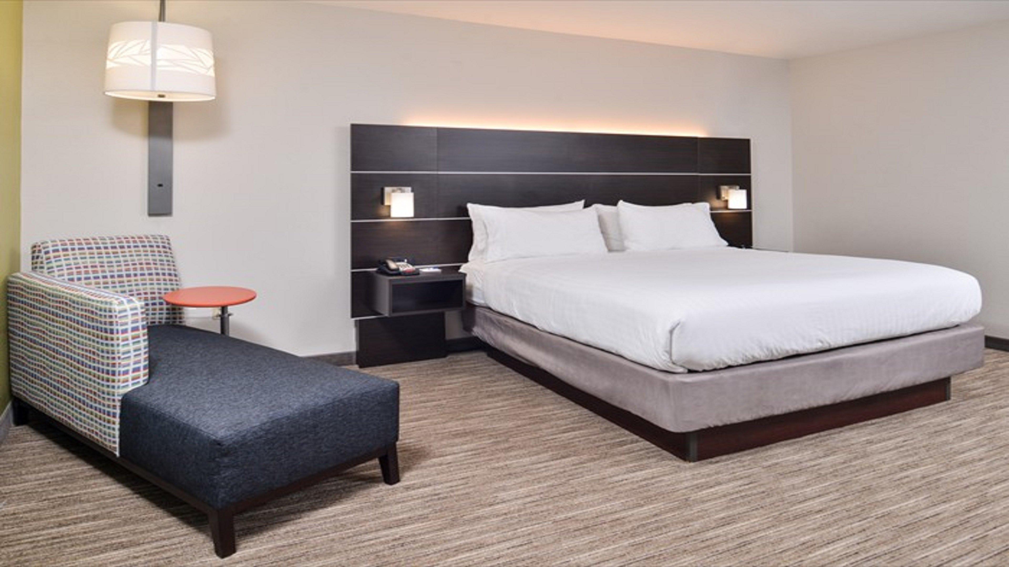Holiday Inn Express & Suites - Parkersburg East By Ihg Eksteriør billede