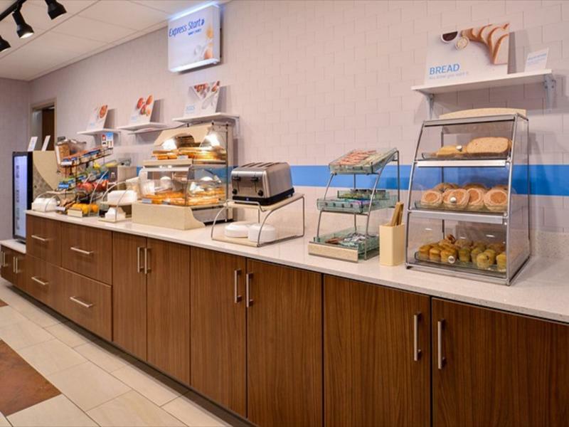 Holiday Inn Express & Suites - Parkersburg East By Ihg Eksteriør billede